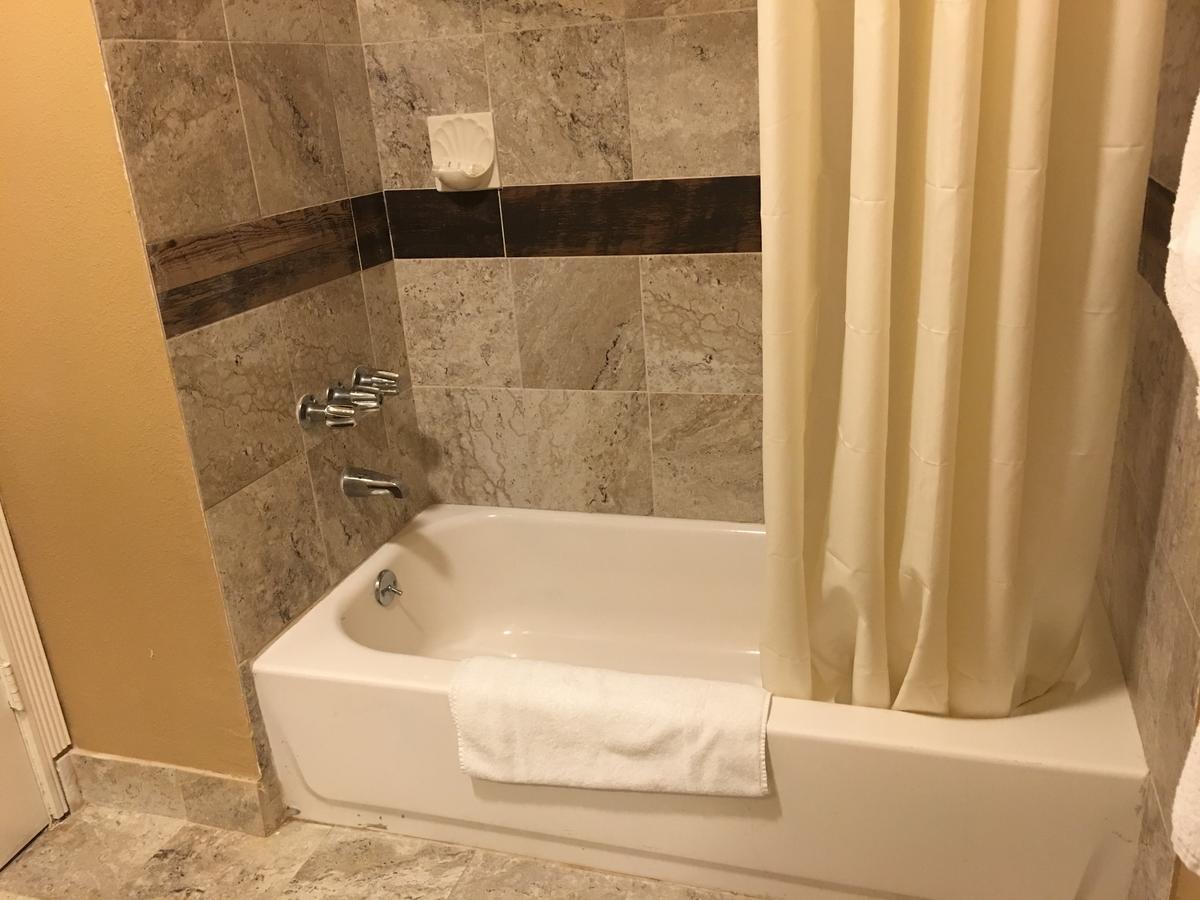 Budget Inn Lax-Лоундейл Екстериор снимка